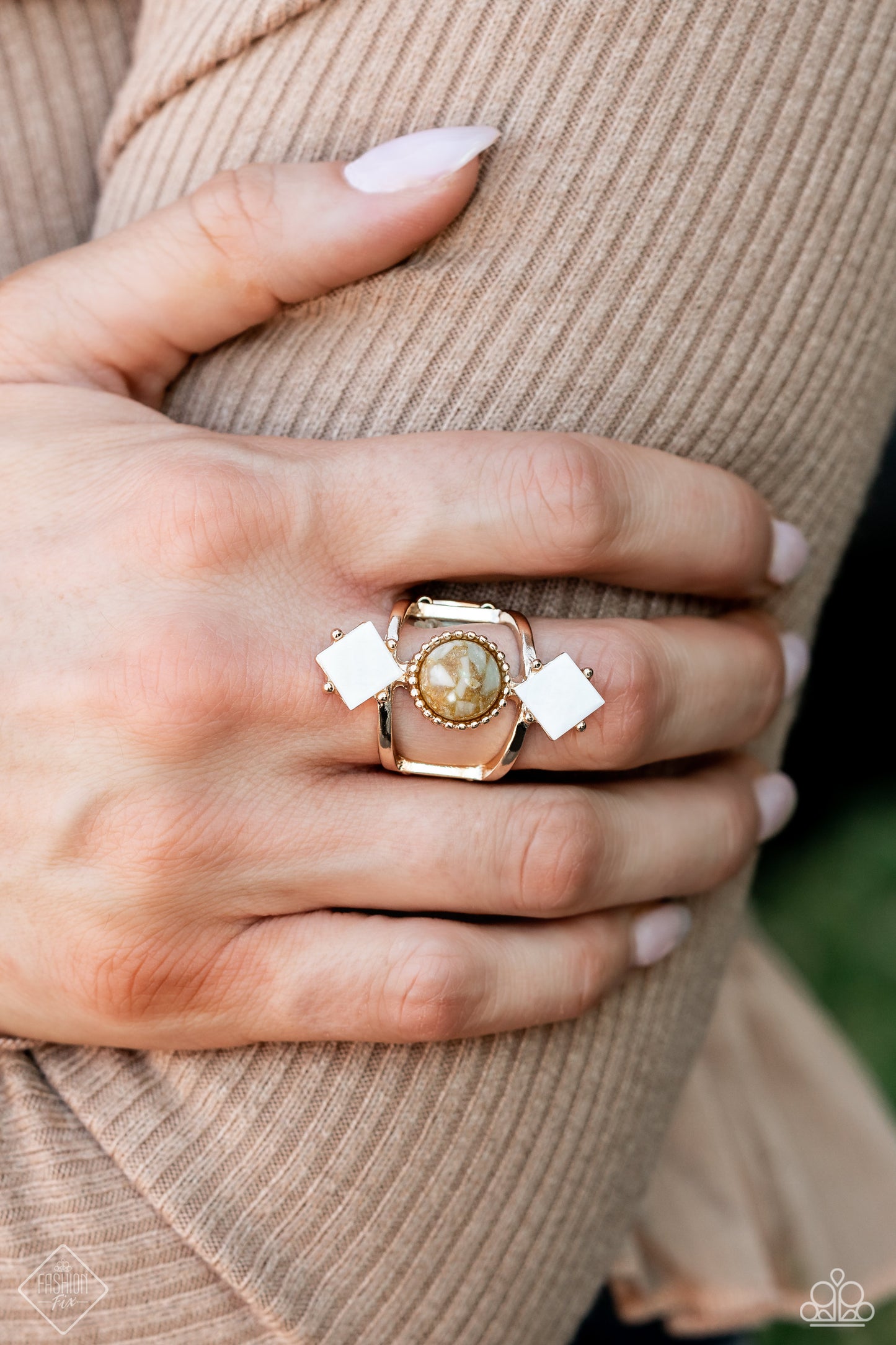 Simply Santa Fe - September 2023 - Fashion Fix