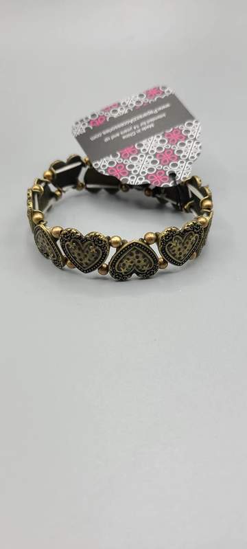 Rustic Heartthrob - Brass