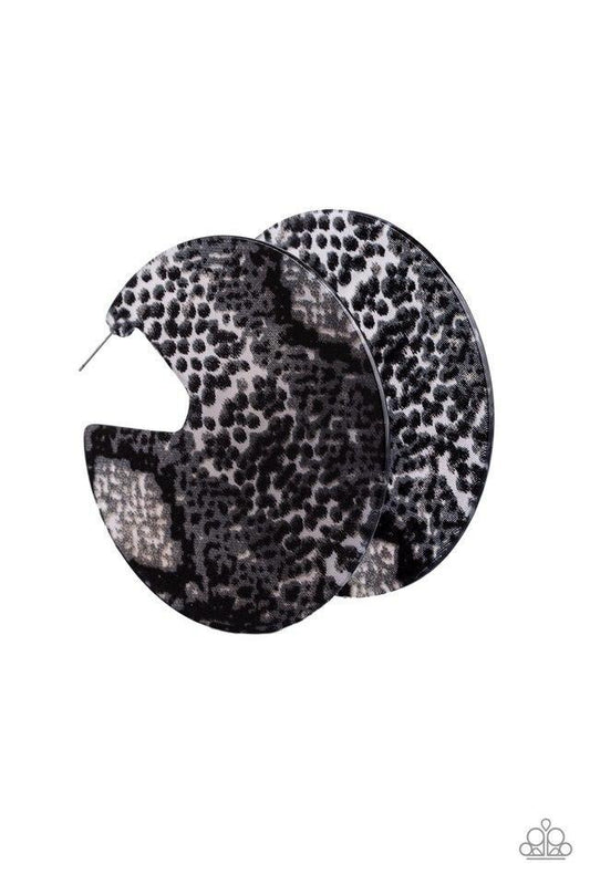 Hit or Hiss - Black