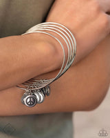 Simply Santa Fe - April 2024 - Fashion Fix Sets