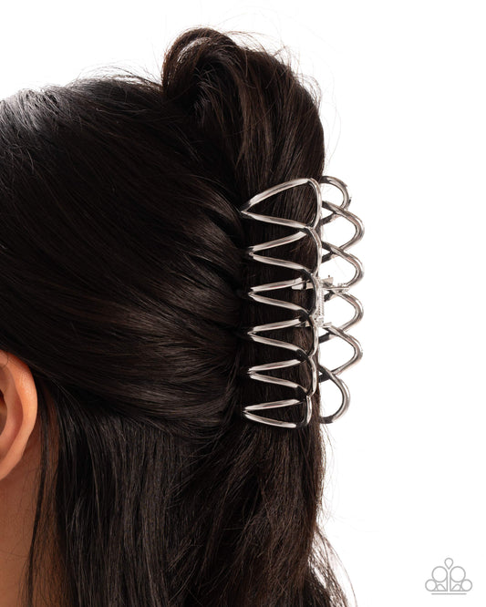 Scalloped Showstopper - Silver
