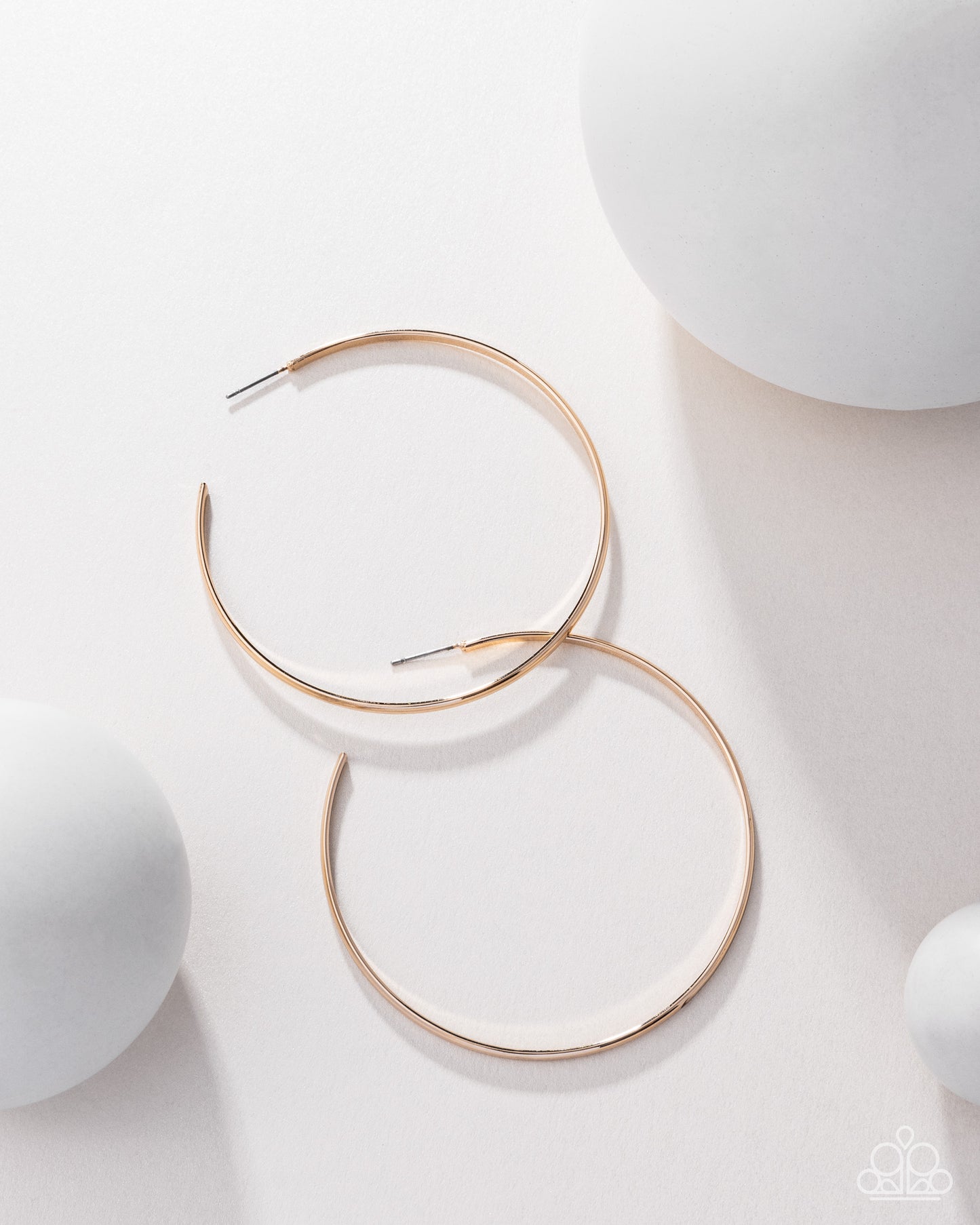 Basic Bombshell - Gold