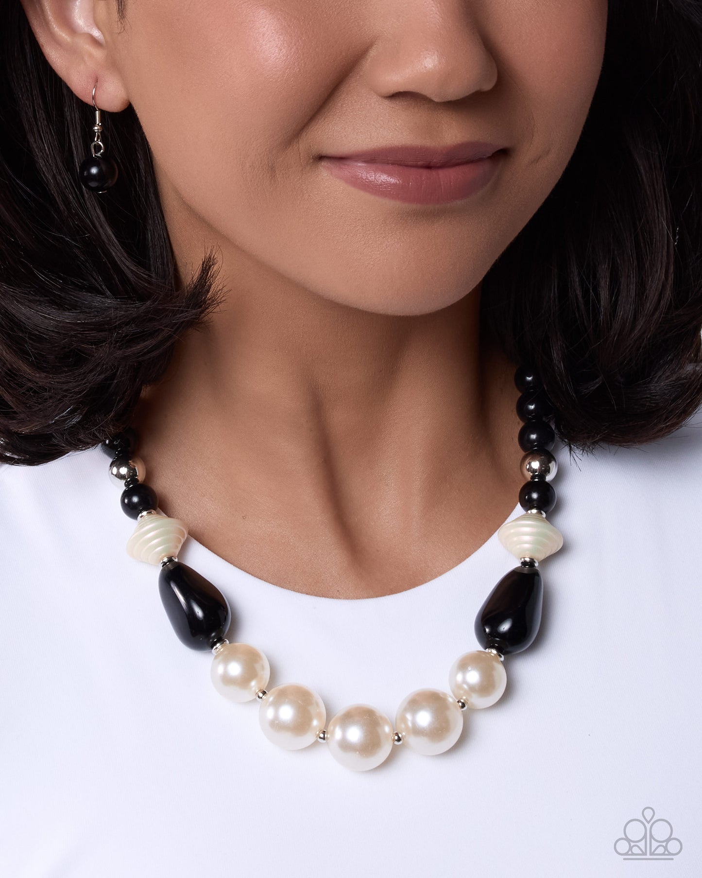 Pleasing Pearls - Black