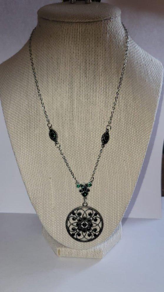 Timeless Traveler - Green