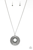 Chicly Centered - Multi/Green