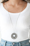Chicly Centered - Multi/Green