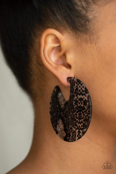 Hit or Hiss - Black