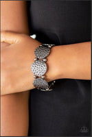 Glisten and Learn - Black/Gunmetal